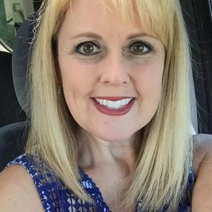 Meet your Posher, Anita